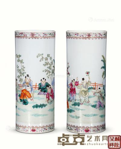 民国 粉彩婴戏纹帽筒 (一对) 高34.5cm