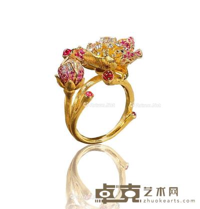  王琨设计“花”金镶红宝石粉蓝宝戒指 --