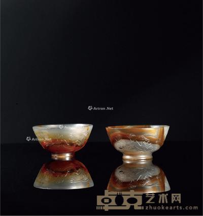  辽金-明·玛瑙浮雕花卉瑞兽杯 （一对） 1.高3cm；口径6cm；2.高3cm；口径6cm