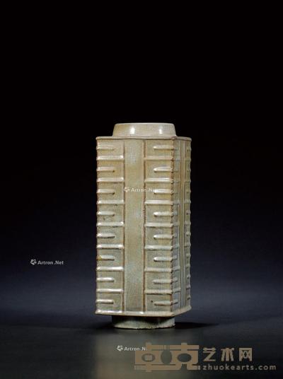  明末清初·紫砂胎宜钧釉琮式瓶 30.5×12cm