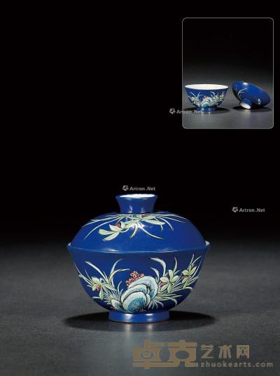  清中期·紫砂胎蓝地粉彩花卉纹盖碗 8.5×9.8cm