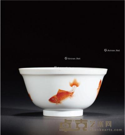  清康熙 矾红鱼纹碗 高8.5cm；口径16cm
