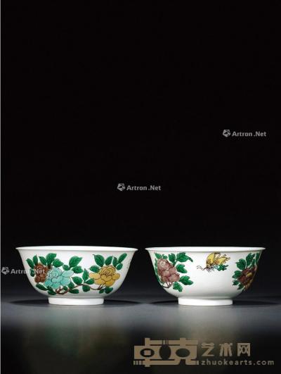  清康熙 暗刻龙纹素三彩折枝花卉纹碗 （一对） 高6cm；口径14.7cm