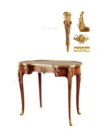  1900年制 路易十五风格铜鎏金装饰西阿拉黄檀木和缎木镶花腰果式写字桌