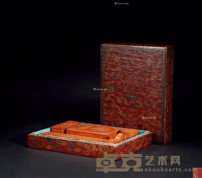  清乾隆 红地填漆戗金八宝纹盒 长31cm；宽23.8cm；高9.3cm