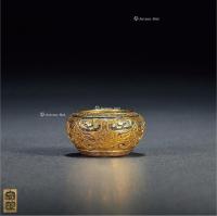  清·文明款铜鎏金兽面纹水盂