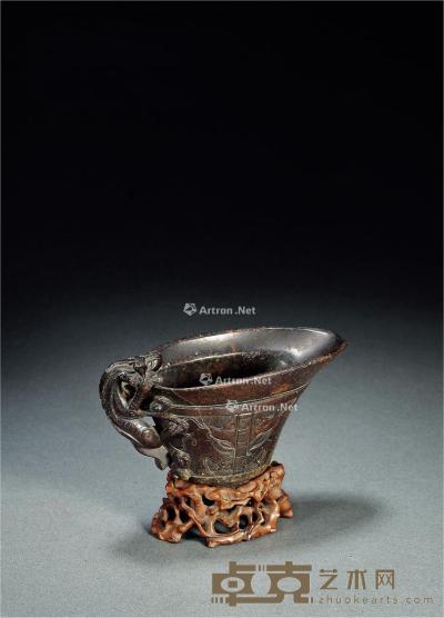  明 寿山石仿犀角兽面纹杯 带座高12.8cm；高11cm；通径:11.8cm