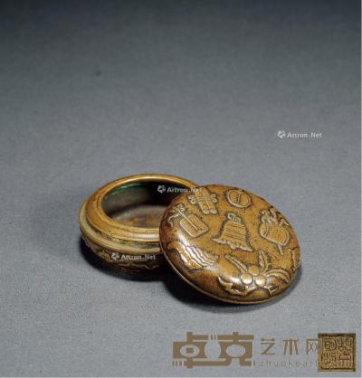  清·胡文明制款暗八仙铜盖盒 高3.3cm；直径4.2cm