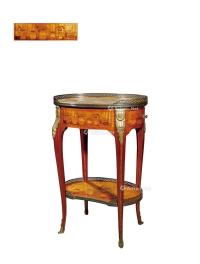  19世纪制 铜鎏金细木镶嵌双层中央小桌