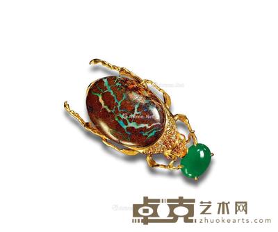 “甲壳虫”金镶蛋面翡翠配欧珀钻石胸针 --