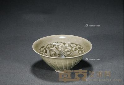 宋 耀州窑刻莲纹小盏 高4.8cm;口径10.6cm