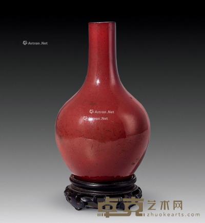  霁红釉瓶（配红木座） 高17cm