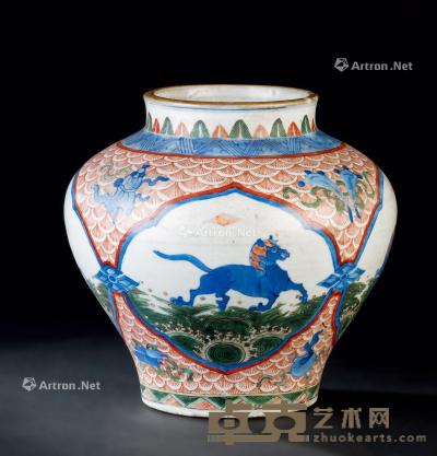  清康熙（1662-1722） 五彩开光海马纹罐 直径23.9cm；高22.5cm