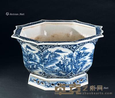  清代（1644-1911） 青花山水纹八角大花盆 长54cm；宽50cm；高30.2cm