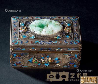  民国（1912-1949） 银烧蓝嵌玉花卉纹盖盒 长10.8cm；宽6.8cm；高5.9cm；重约310g