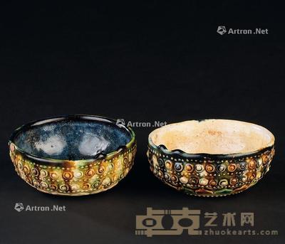  唐代（618-907） 三彩鼓钉纹对杯 直径8.1cm；高3.3cm