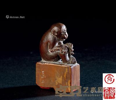  竹雕代代封候印章 长2.9cm；宽1.3cm；高4.5cm