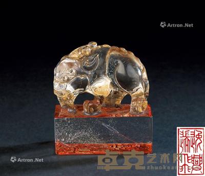  水晶雕瑞兽纹印章 长4.8cm；宽2.7cm；高5.4cm