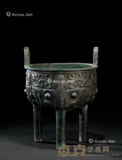  西周（约B.C.1100-771） 青铜兽面纹鬲式炉 长16.4cm；宽16.2cm；高21.7cm