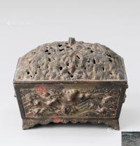  明代（1368-1644） 带铭文铜海水龙纹双耳长方香炉