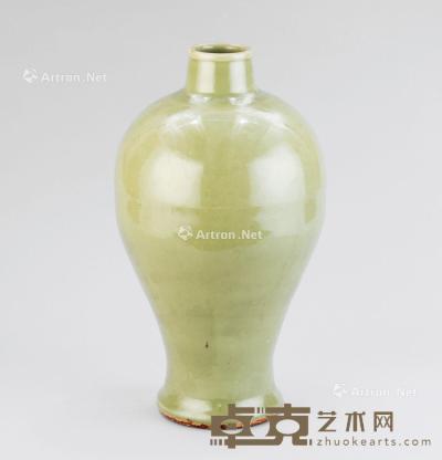  明代（1368-1644） 龙泉窑大梅瓶 直径20.5cm；高36.6cm
