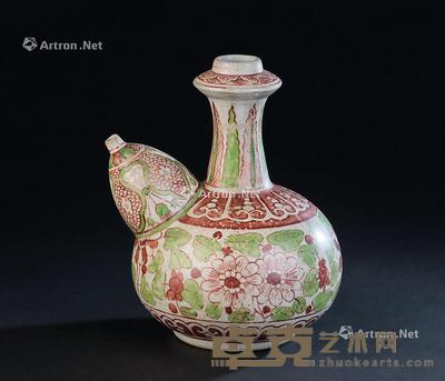  明代（1368-1644） 红绿彩花卉纹军持 长17.5cm；宽16cm；高21.8cm