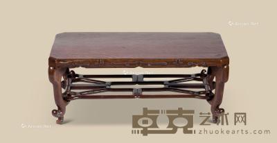  清代（1644-1911） 龙眼木云纹长方台 长77.5cm；宽45.5cm；高30cm