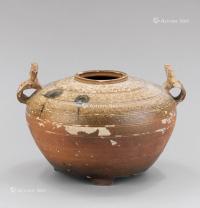  汉代（B.C.206-A.D.220） 海水弦纹双耳陶罐