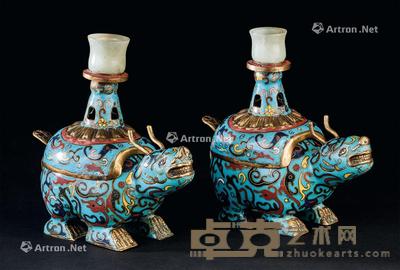  铜掐丝珐琅嵌玉赑屃烛台 （一对） 长15.8cm；宽7.6cm；高15cm