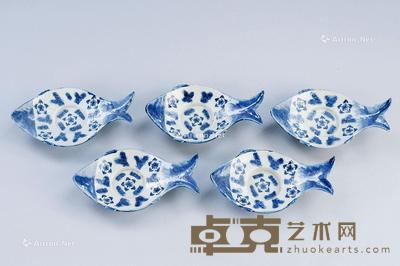  青花花卉纹鱼形茶托 （五件一组） 长17.5cm；高3.6cm