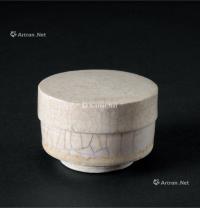  唐代（618-907） 白瓷香盒