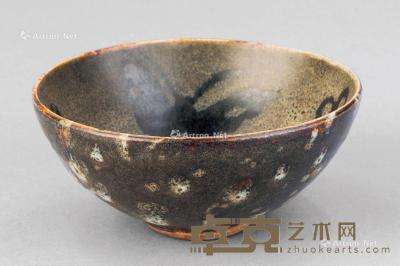  宋代-元代（1279-1368） 吉州窑剪纸贴花双蝶纹碗 直径12.7cm；宽5.9cm