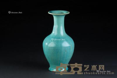  清代（1644-1911） 炉钧釉撇口瓶 直径12.5cm；高23.5cm