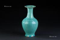 清代（1644-1911） 炉钧釉撇口瓶