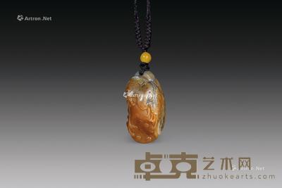 当代 乌鸦皮田黄石莲叶纹挂坠 高3cm;重9g