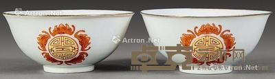  清 红彩团寿碗 （2件） 直径12.5cm