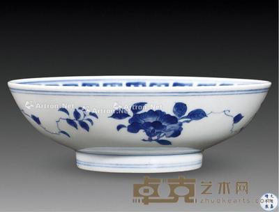 清 青花花卉纹碗 长19cm