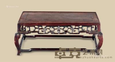  清代（1644-1911） 红木夔龙纹长方台 长43cm；宽30cm；高16cm
