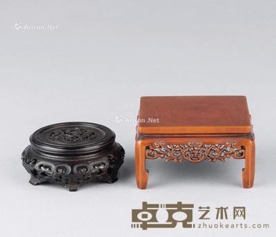 清代 黄杨木雕 紫檀雕花卉纹木托 (二件一组) 尺寸不一