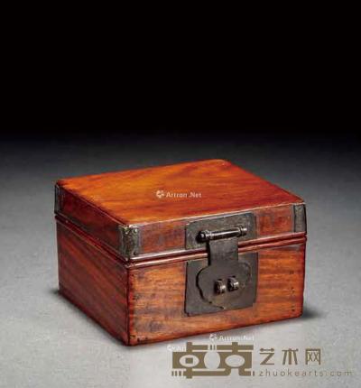  清·黄花梨盖盒 高7.3cm；长12.2cm；宽11.2cm