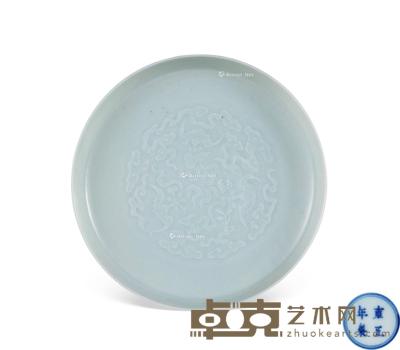  清雍正 豆青釉模印堂锣洗 直径15cm