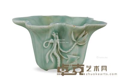  清 豆青釉荷叶杯 高5.8cm