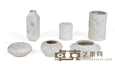  民国 素胎雕瓷梅蝶纹文房用具 （一套六件） 笔筒高11.5cm；水呈高5.5cm；水洗直径11.5cm；花插13cm；印泥盒直径9cm；香熏高6.5cm