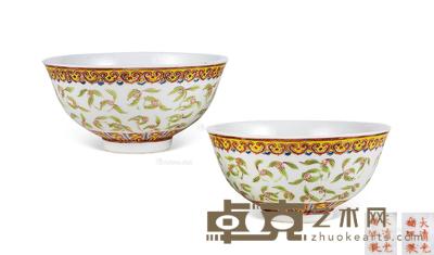  清光绪 粉彩花卉碗 （一对） 直径13.5cm×2