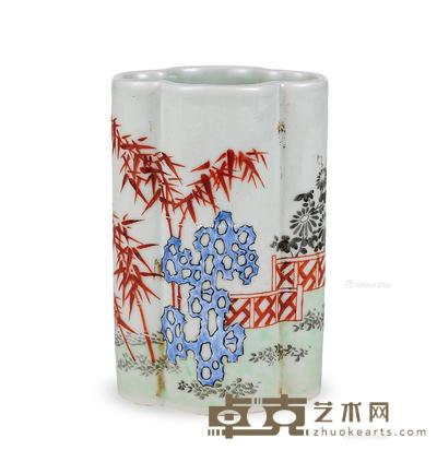  清乾隆 粉彩诗纹竹石海棠口笔筒 高11cm