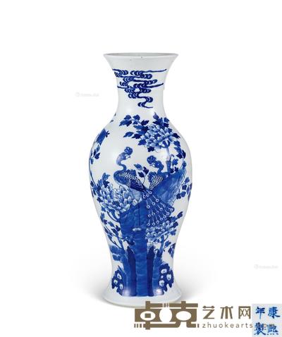  清光绪 青花孔雀牡丹纹观音瓶 高35cm