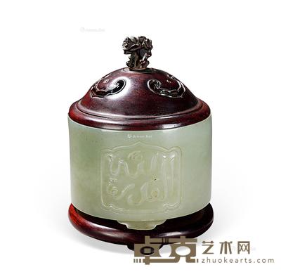  清 青玉阿拉伯纹筒式炉 高12cm