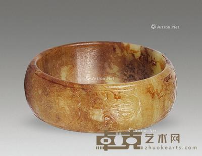  白玉沁色兽面纹手镯 直径6.3cm