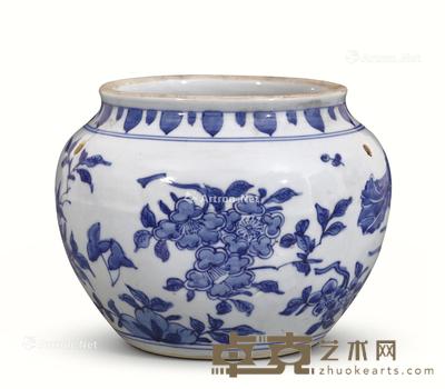 清 青花花卉纹罐 高16cm