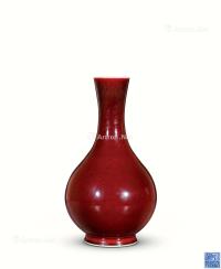  清乾隆 霁红釉长颈瓶